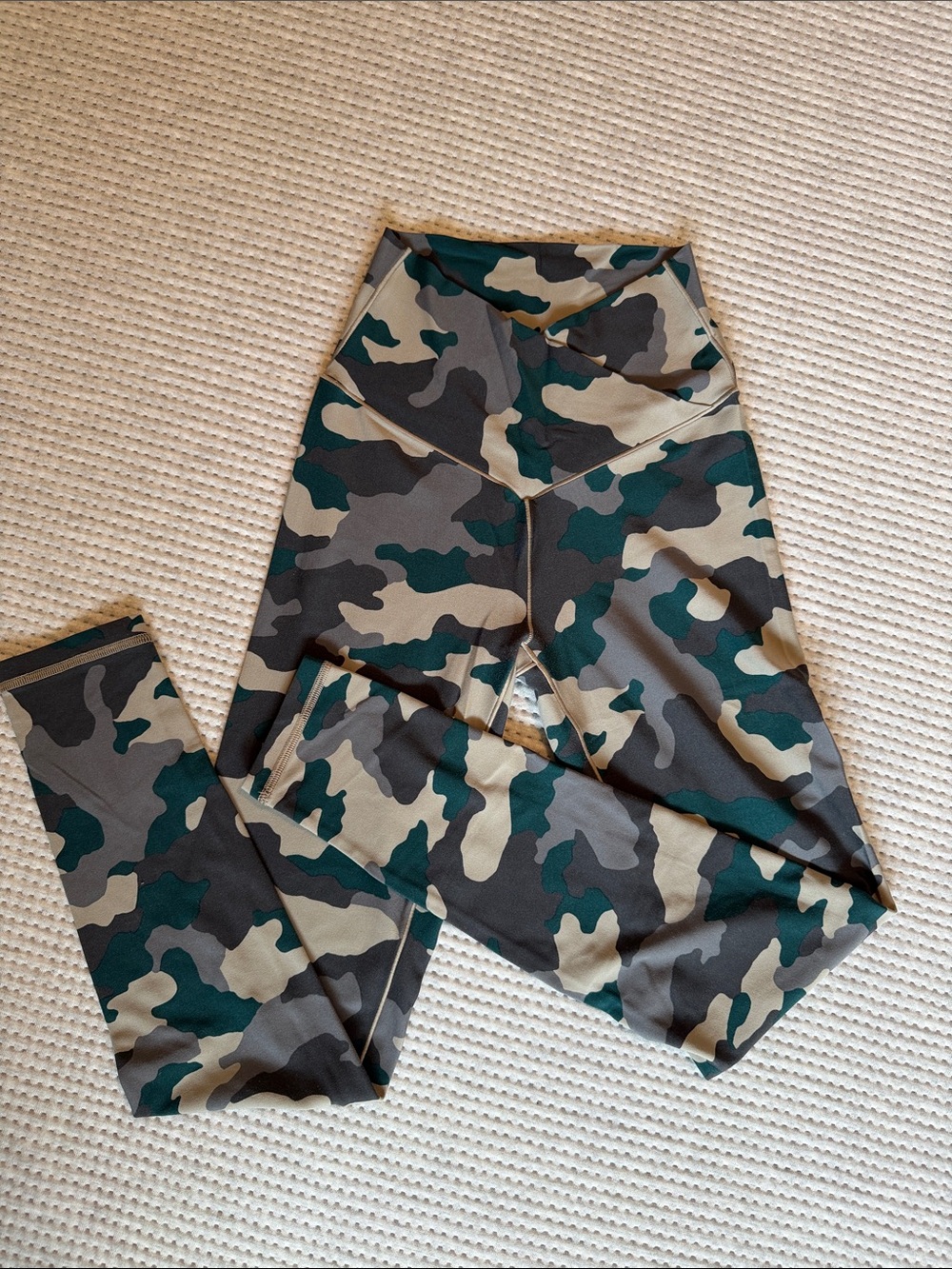 Aerie Offline High Rise Leggings- Camo Print